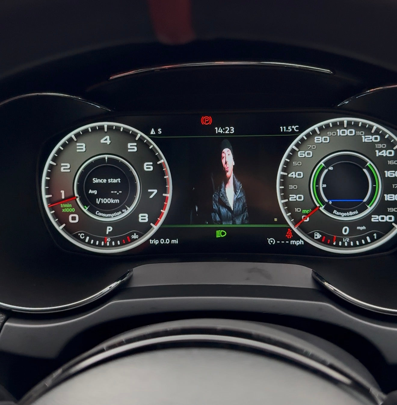 Audi Virtual Cluster